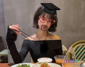  再一次把我的亲妹妹操了狠狠地舔她的逼插她的嫩穴